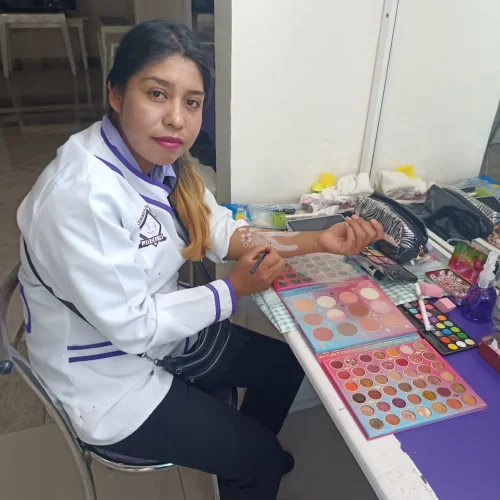 cultora_de_belleza_003