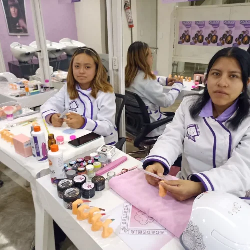 cultora_de_belleza_005